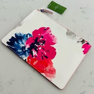 🆕 Kate Spade ♠️ Floral Clutch